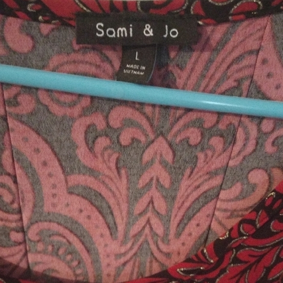 Sami & Jo Red & Gold Paisley Mini Dress Vibrant, Flattering Fit, Size L Holiday - Picture 6 of 6